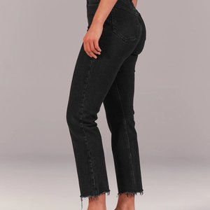 NEVER WORN A&F Ultra HighRise Ankle Straight Jeans